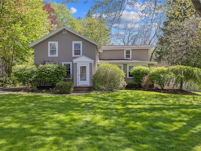 4 Lynacres Blvd