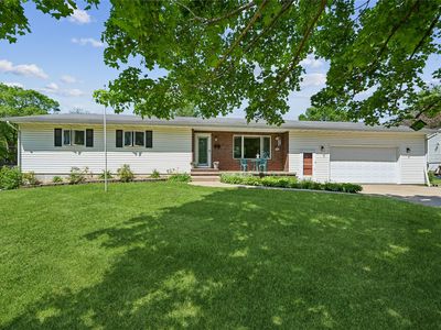 Property at 707 Park Ave NW, Mount Vernon, IA
