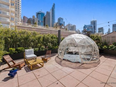 393 W 49th St APT 5CC