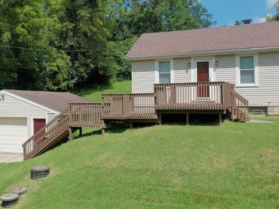 5506 Hubble Rd