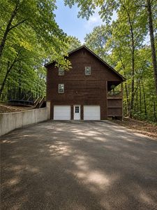 180 Hale Mountain Ct
