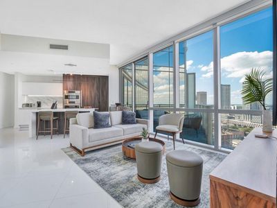 851 NE 1st Ave #2202