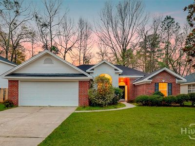220 Parkview Court