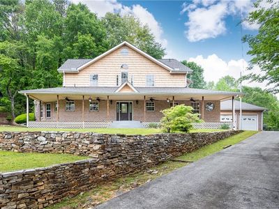 3884 Vic Ar Ct