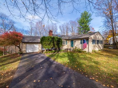 Property at 34 Highview Drive, Ridgefield, CT
