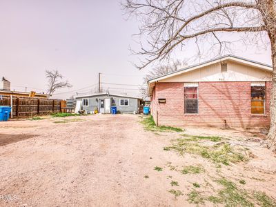 607 Maxine Dr