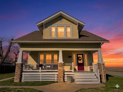 Property at 315 N Madison St, Hillsboro, KS