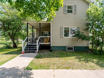 340 W 1st St