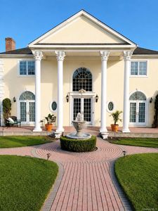 3 Dover Court