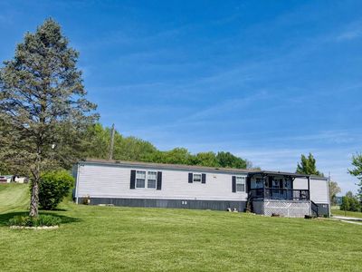 565 Bell Ln