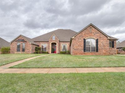 513 NW 156th Cir