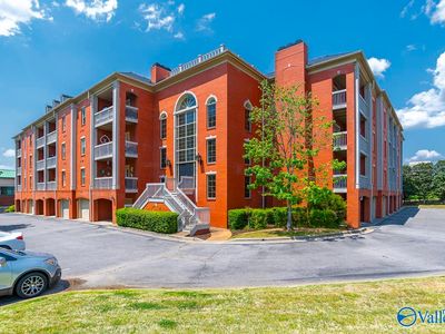 4770 Whitesburg Dr SE #301