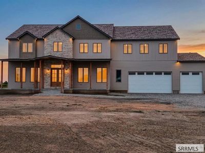 2225 Clover Meadow Way