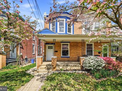 417 Woodlawn Ave