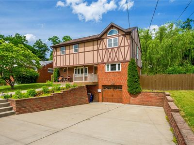 1031 Sanda Dr