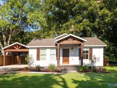 2113 Lee High Dr NE