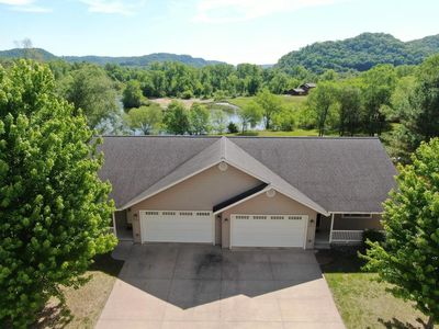 103 Sand Lake COURT #105