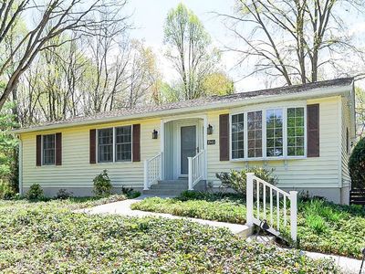 15601 Wildrose Ct