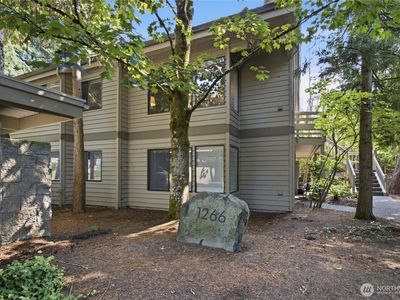 1266 Bellevue Way #4
