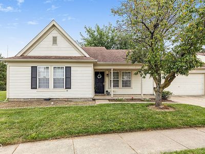 9883 Traditions Ln