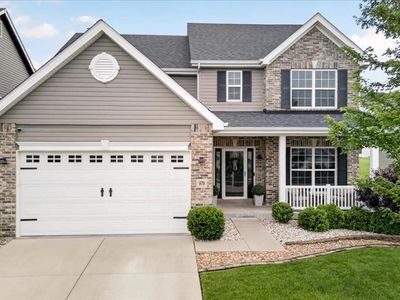 979 Crestwood Ln
