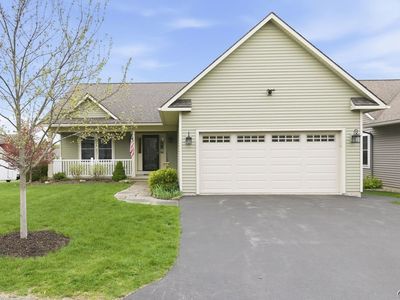 106 Linenhall St