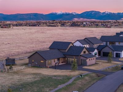 46 Creekbank Loop