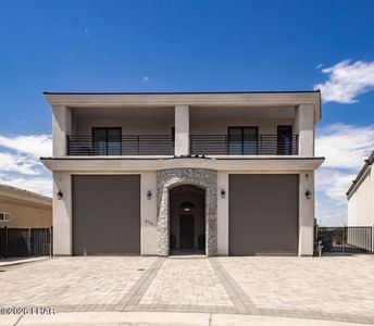 676 Grand Island Cir