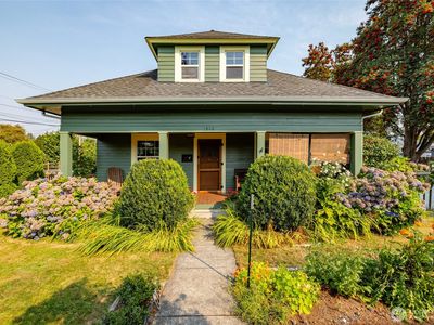 1302 Virginia Street