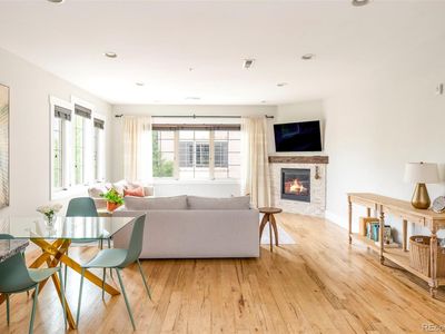 948 S Pearl Street #101