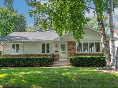 551 N 93rd STREET
