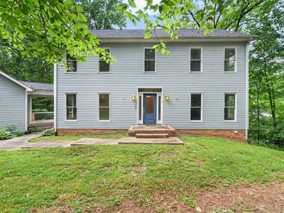1945 Forest Cir