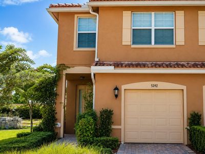 5292 Palm Colony Dr