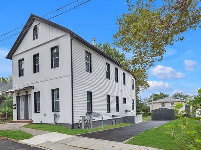 25-11 126th St