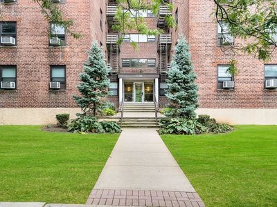 73-50 Bell Blvd APT 4A