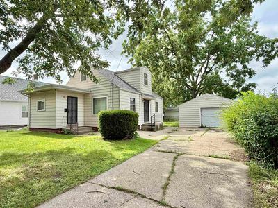 922 Farwell Ave