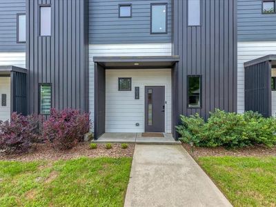 1018 Tipton St