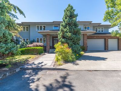 15686 SW Pleasantview Ct