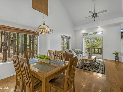 6142 E Mountain Oaks Dr