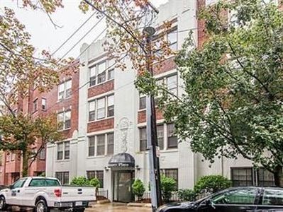 114 Strathmore Rd APT 203