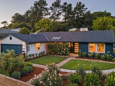 2117 Los Altos Dr