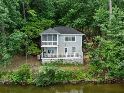 193 Lee Road 898