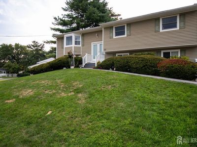 29 Tompkins Rd