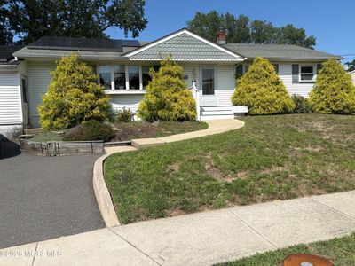 15 Lake Drive