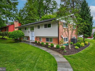 6501 Bannockburn Dr