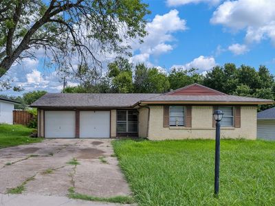 1213 Rusk Dr