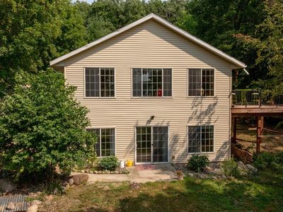 28663 Ottawa Dr