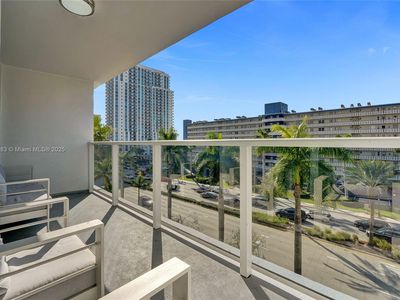 1880 S Ocean Dr APT 503