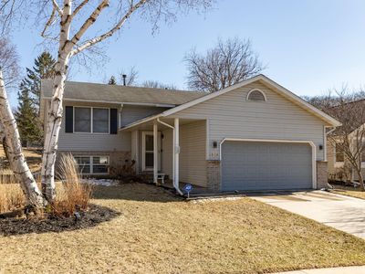 808 Northland Pl NE