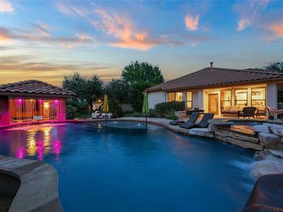 11724 Red Oak Valley Ln